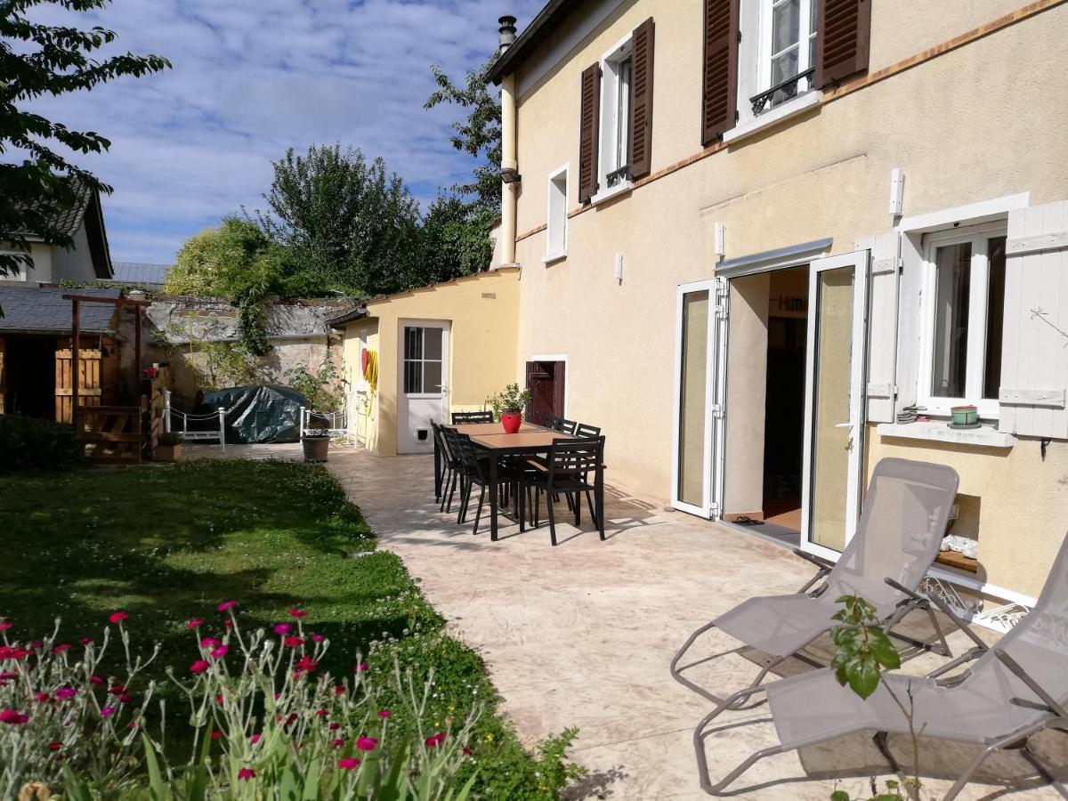 Celine'Home Saint-Germain-sur-Morin ภายนอก รูปภาพ
